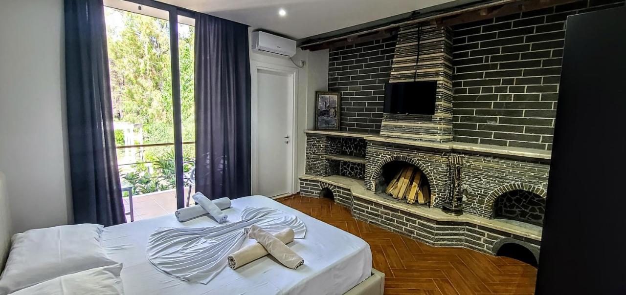 Kavalona Park Hotell Vlorë Eksteriør bilde