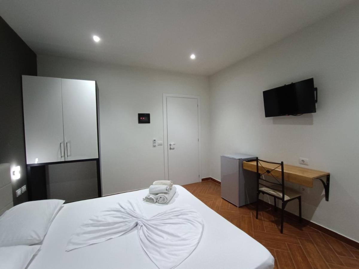 Kavalona Park Hotell Vlorë Eksteriør bilde