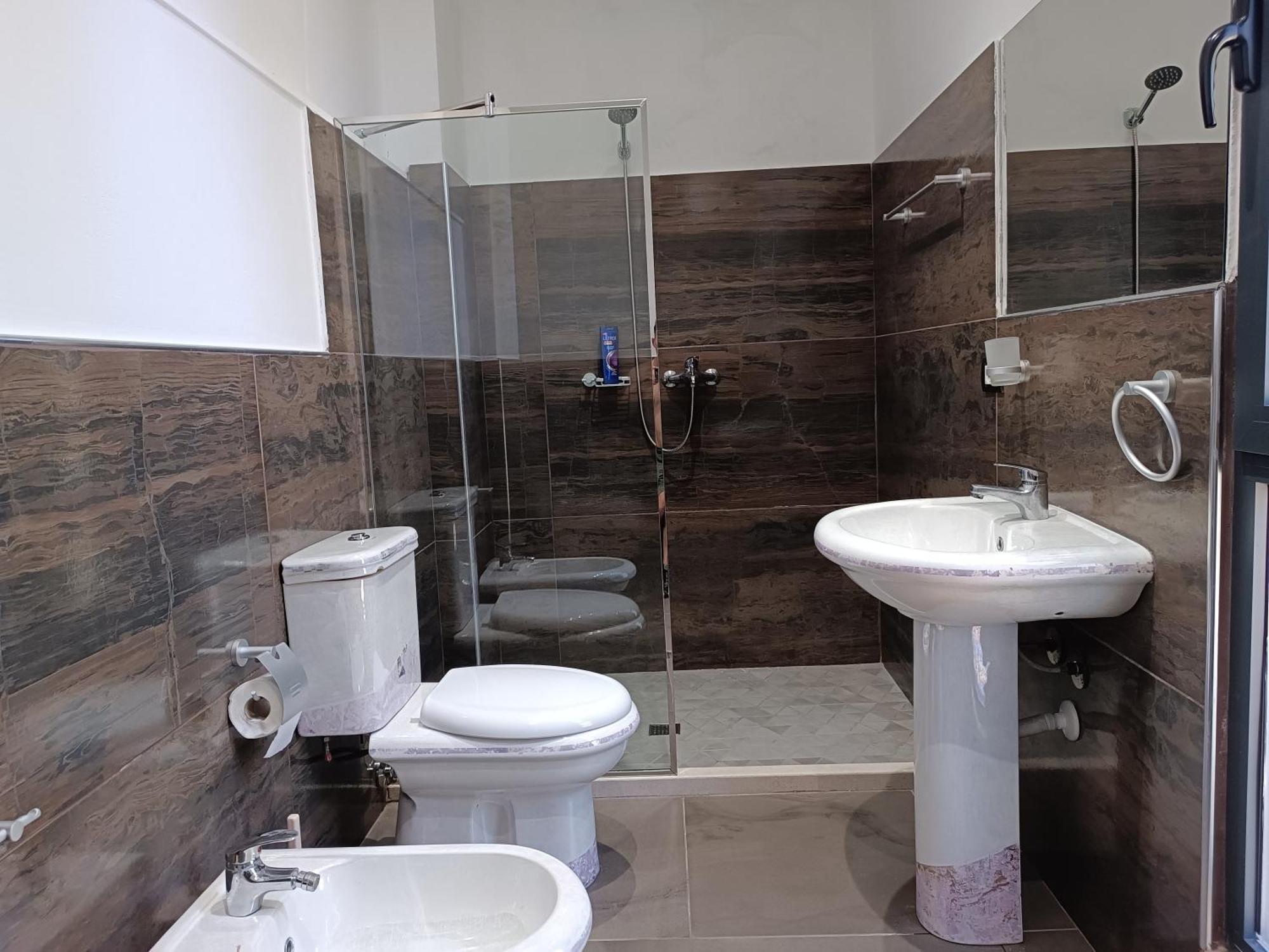 Kavalona Park Hotell Vlorë Rom bilde