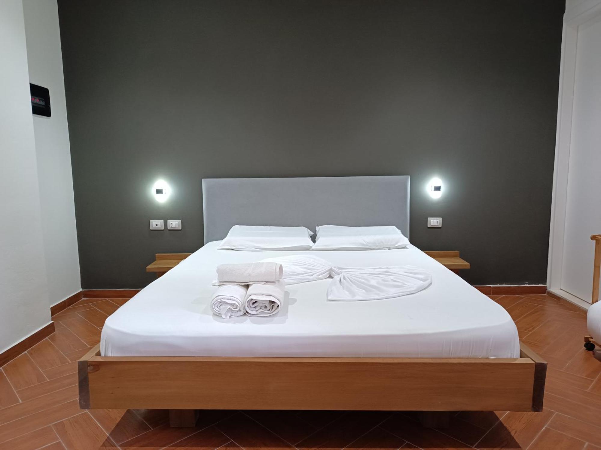 Kavalona Park Hotell Vlorë Rom bilde